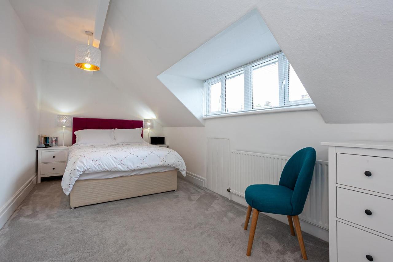 Cosy 2 Bed Apartment - Close To Leeds Centre エクステリア 写真