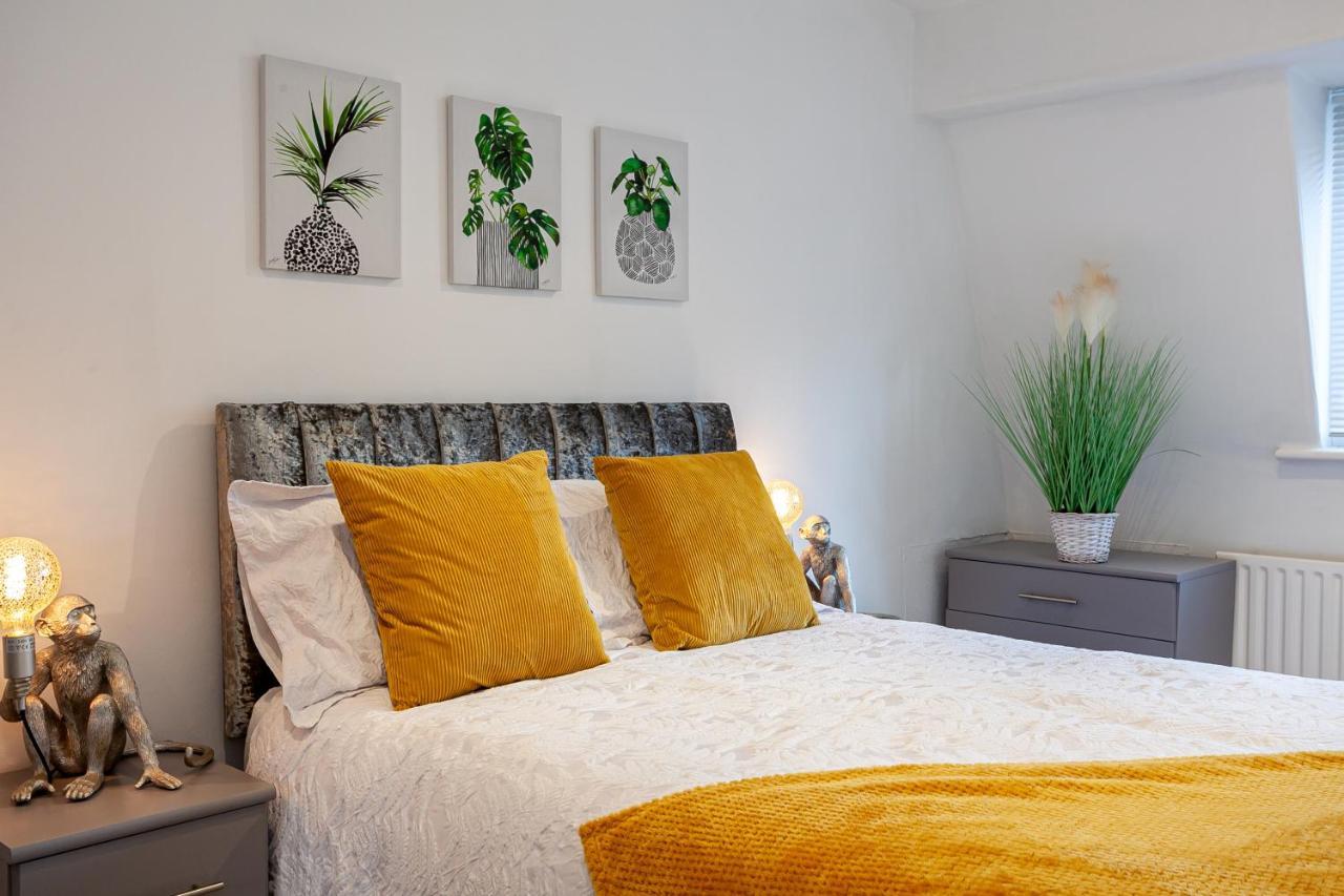 Cosy 2 Bed Apartment - Close To Leeds Centre エクステリア 写真